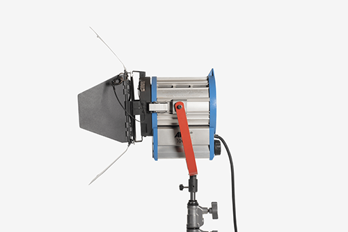 Arri Junior 1KW tungsten fresnel side view