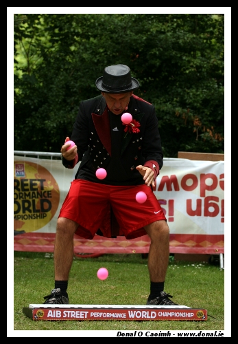 The Piano Juggler in Cork